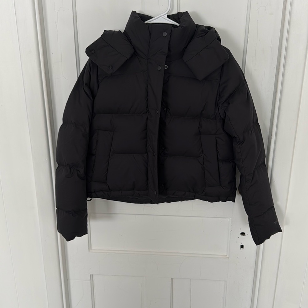 Womens Lululemon Cropped Wunder Puff Jacket Size 4